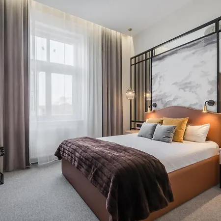 ホテル Astoria Boutique Suites- Location By Bqa 3*