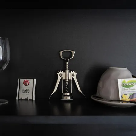 Hotell Astoria Boutique Suites- Location By Bqa 3*