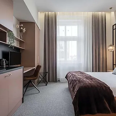Hotel Astoria Boutique Suites- Location By Bqa 3*