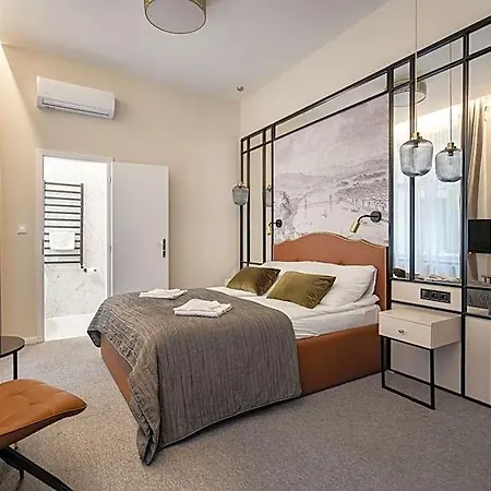 Astoria Boutique Suites- Location By Bqa Hotel Budapest