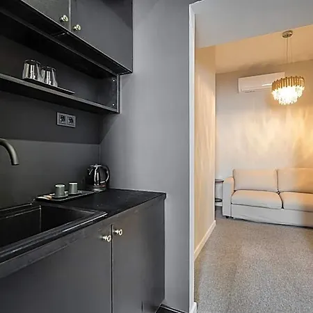 Astoria Boutique Suites- Location By Bqa Ξενοδοχείο