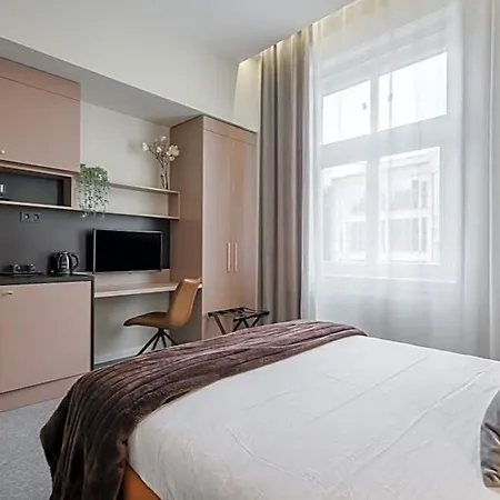 Astoria Boutique Suites- Location By Bqa Ξενοδοχείο Βουδαπέστη