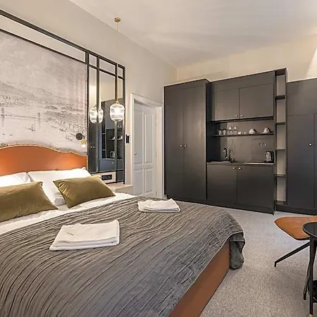 Astoria Boutique Suites- Location By Bqa Hotel