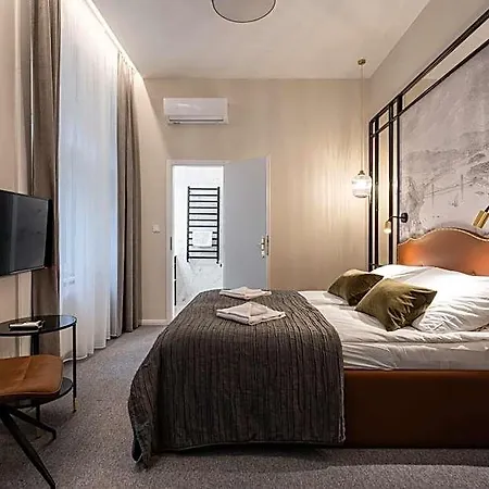 Hotel Astoria Boutique Suites- Location By Bqa 3*