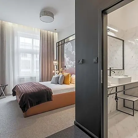 Hotel Astoria Boutique Suites- Location By Bqa 3*