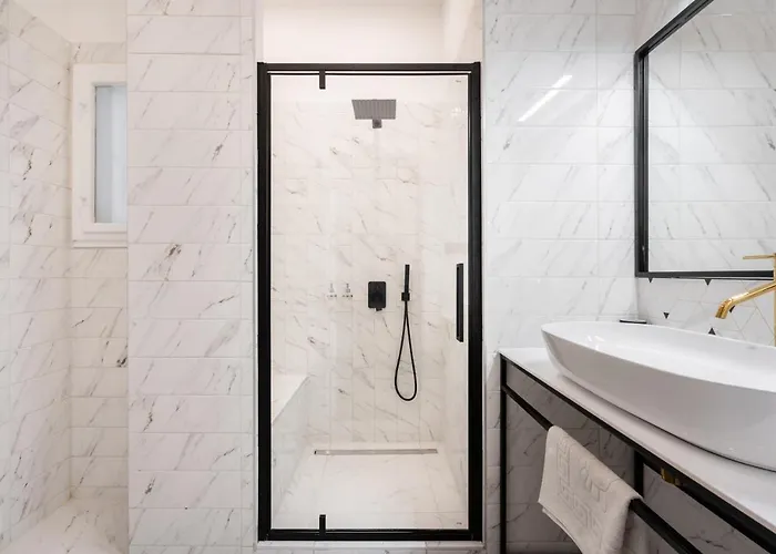 Astoria Boutique Suites- Location By Bqa Hotell Budapest