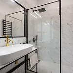 Hotel Astoria Boutique Suites- Location By Bqa 3*