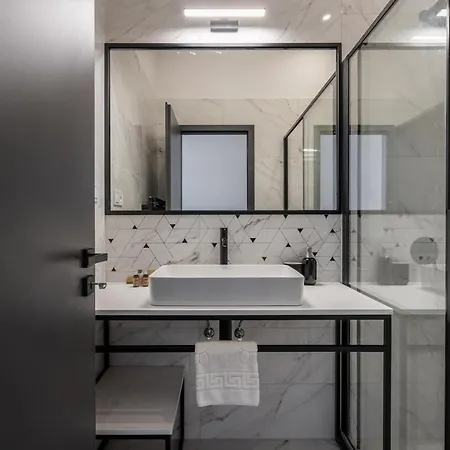 فندق Astoria Boutique Suites- Location By Bqa بودابست