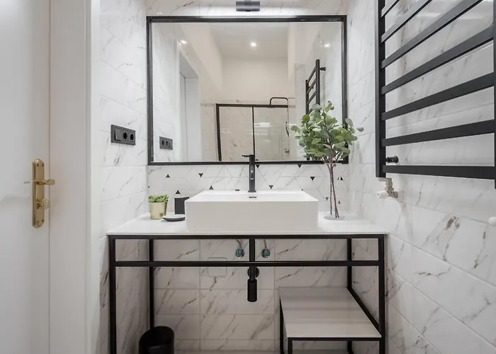 Astoria Boutique Suites- Location By Bqa Hotel 3*