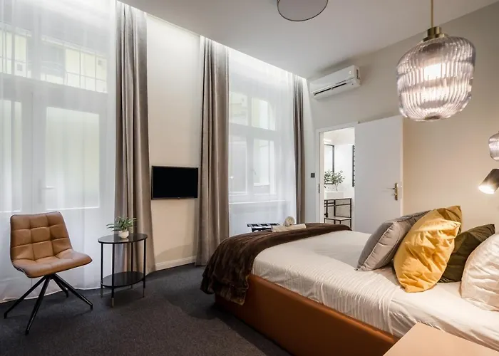 Astoria Boutique Suites- Location By Bqa 3* ブダペスト