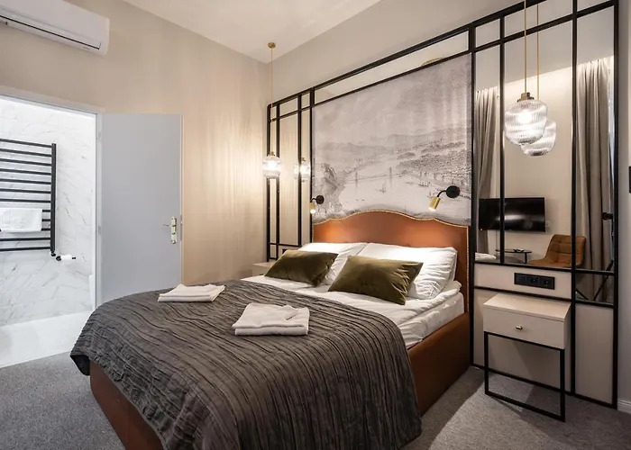 Astoria Boutique Suites- Location By Bqa Hotel Budapest