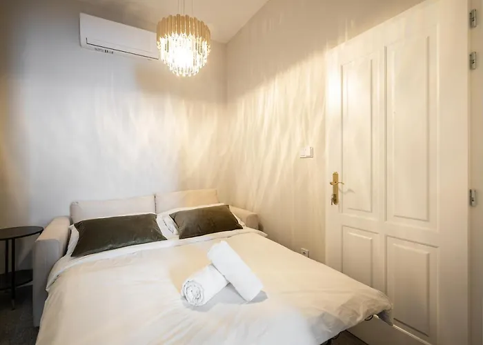 Astoria Boutique Suites- Location By Bqa Hotel 3*